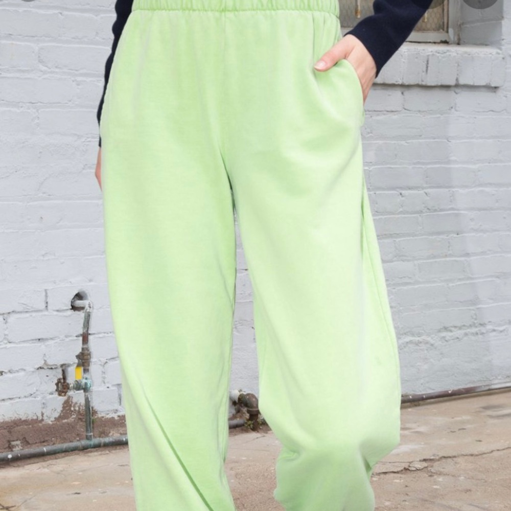 Brandy Melville Rosa Sweatpants One Size